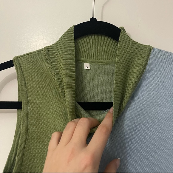 ***SOLD***Knit Mini Dress π¦π - Picture 4 of 7